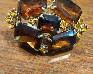 La Bella Brooch