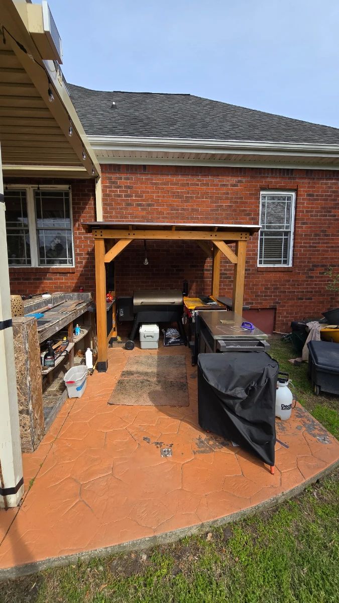 Flat top Grill, Gas turkey fryer and outdoor entertainment