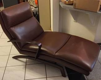 High end leather Scan design chaise