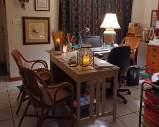 Contemporary L shaped desk