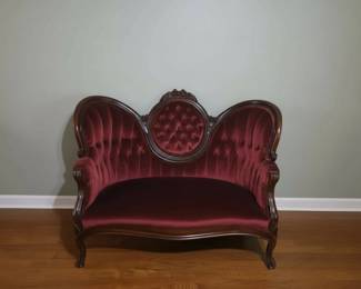 Victorian Revival Tufted Settee