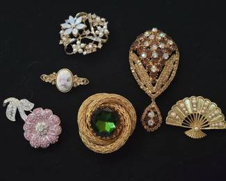 Collection of Six Vintage Costume Jewelry Brooches
