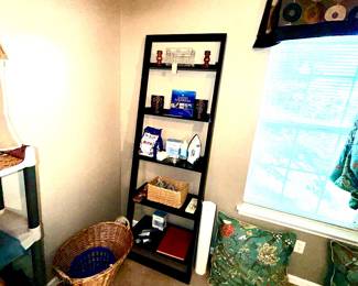 Items Located in The 2nd Bedroom