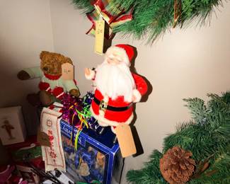 Items Located in The Lower Level 2nd Bedroom ~ Christmas & Holiday ~ Toys ~ Sorts Collectibles