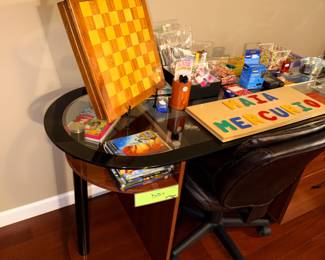 Items Located in The Lower Level 2nd Bedroom ~ Christmas & Holiday ~ Toys ~ Sorts Collectibles