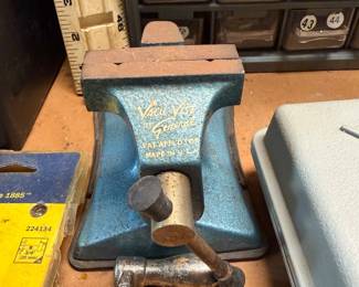 vintage Vacu Vise manufactured by General