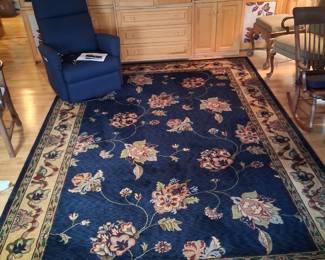 Wool rug, 10’9”x 7’8”