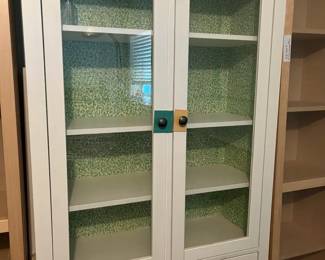 This Cabinet Could Be A Hutch