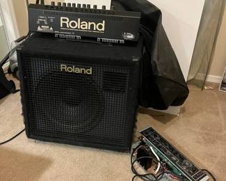 Roland KC500 Keyboard Amp And Vox Advt Amp Head