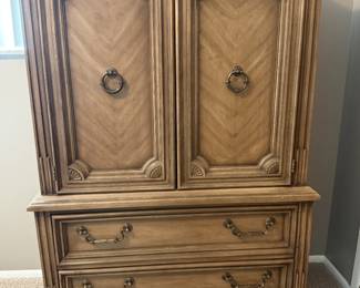 Neoclassical/Mediterranean Revival Style Bedroom Set w/ Twin Headboards