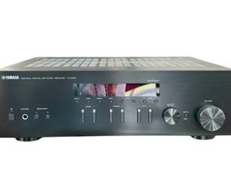 Yamaha Receiver - Model R-N303