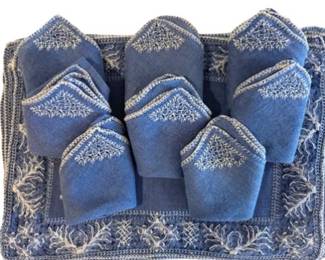 8 Linen Placemats And Napkins With Crochet Border