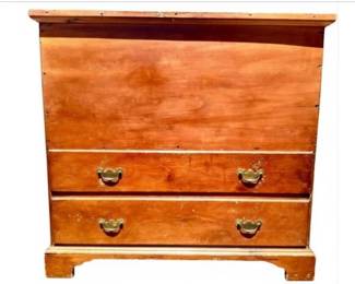Chippendale Style Lift Top Blanket Chest With Bracket Feet & Brass Pulls