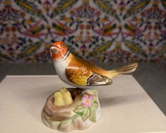 Herend Porcelain Bird Figurine with Nest and Chicks