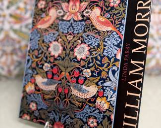 William Morris by Linda Parry Art Book