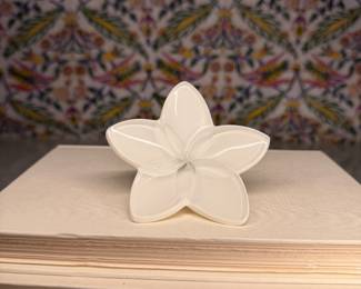 White Ceramic Flower-Shaped Dish