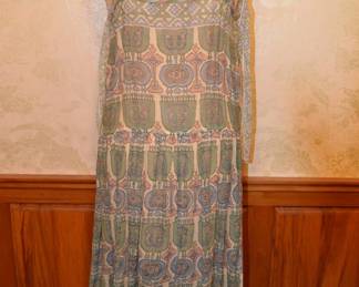 1970s Designer Made in India Cotton Guaze Dress and Scarf