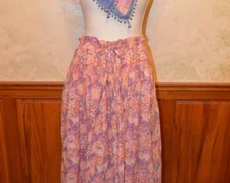1980s Taraliya Made in India Cotton Guaze Skirt and Scarf