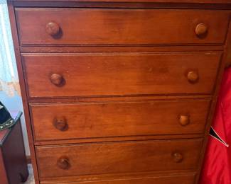 SOlid maple vintage chest of drawers