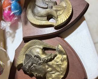 Vintage wll placques