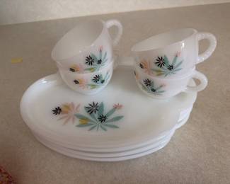 vintage MCM atomic luncheon plates