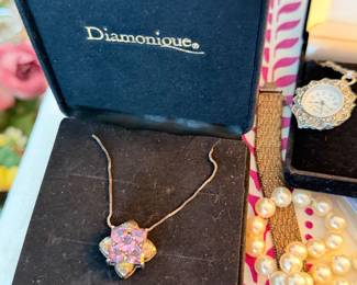 Diamonique pendant
