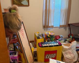 Before of the toy room (and Linda)