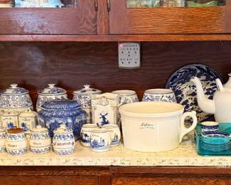 VINTAGE KITCHEN SPICE JARS