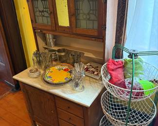 VINTAGE CHILDS SIZE HOOSIER CABINET
