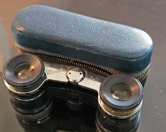 Opera glasses