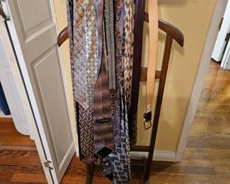 Mens ties