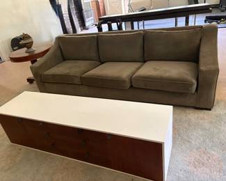 Avery Boardman long Sofa