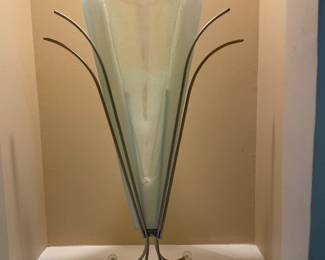 Art vase 