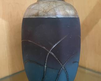 Art vase