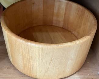 Wood bowl 
