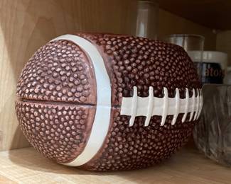 Football dish 