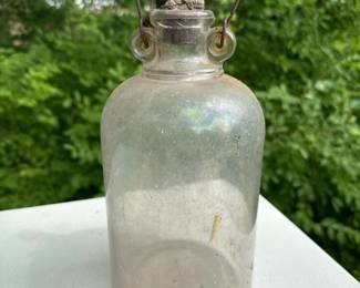 467 vintageglassjugwithwoodenhandleand