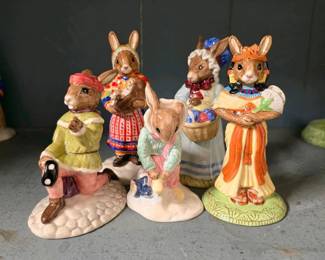 379 royaldoultonbunnykinsfigurinesarthur