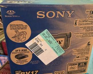 295 sonydigitalvideocamcorder