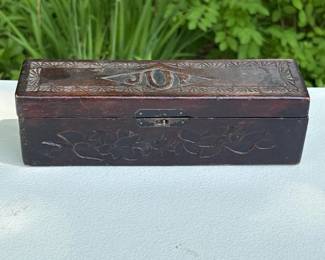 512 vintagecarvedwoodenboxjupmonogram