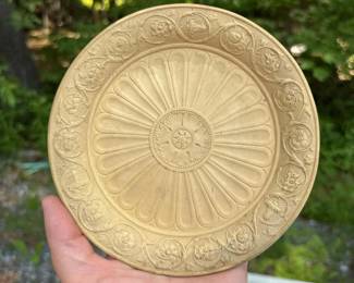 093 vintagewedgwoodyellowjasperwareplate