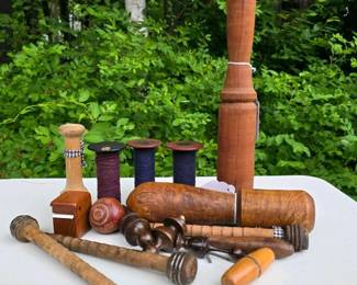 129 vintagewoodentextilemilltoollot