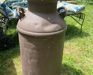 535 antiquesteeldairymilkcan