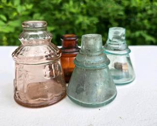 133 antiqueconeandcottageinkbottlesmol