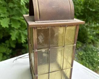 027 thomasindustriesoutdoorwalllantern