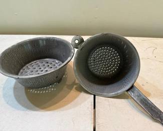 277 vintagegrayenamelwarestrainerandcol