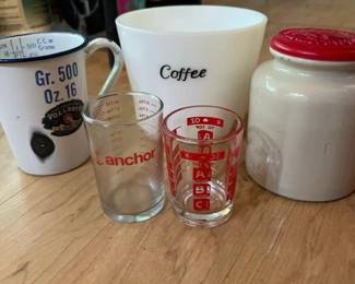 273 vintagekitchenwarelot
