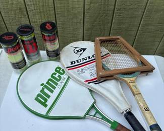 076 vintagetennisracketlotprincedunlop