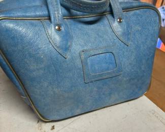 554 vintageblueduckpinbowlingballset