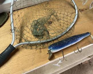 574 vintagefishinglureandfishingnet